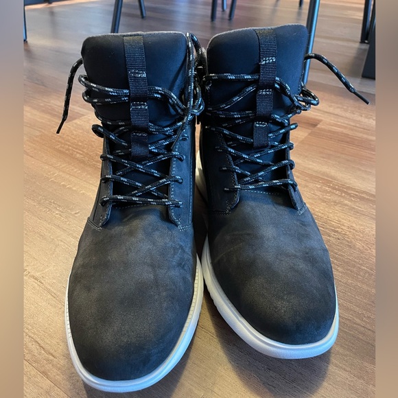 Kenneth Cole Men's Nio Boots - Picture 2 of 4